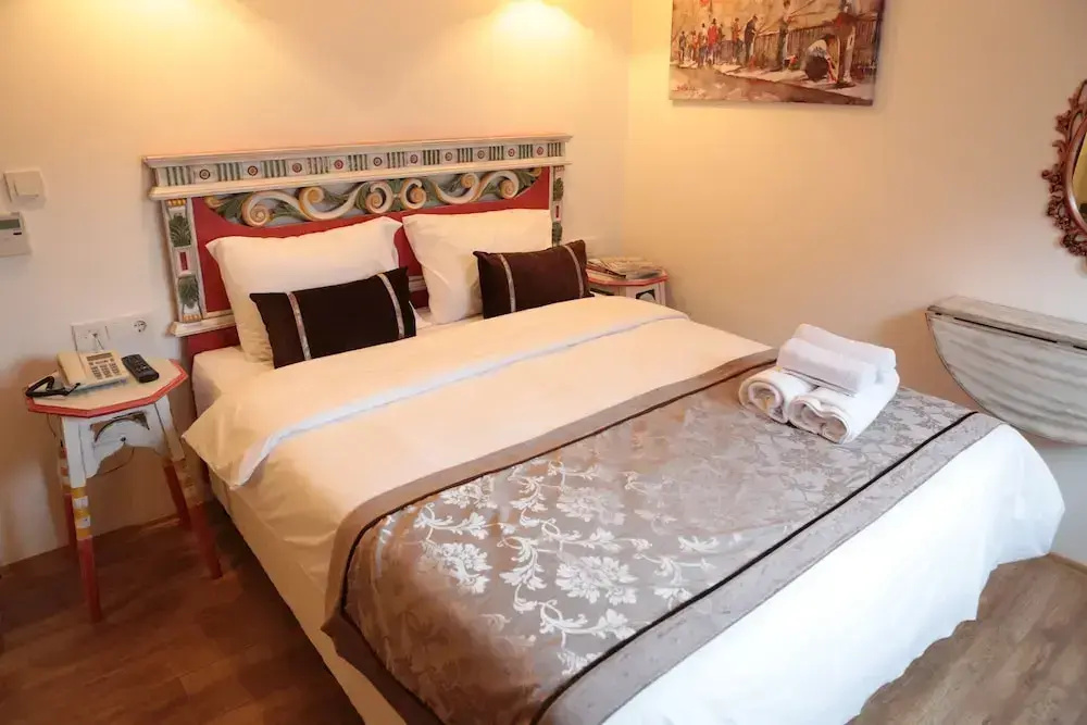 Oriella Hotel — 4