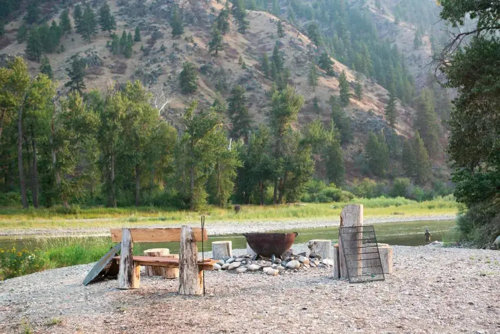 River's Fork Lodge