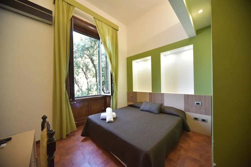 Comfort room