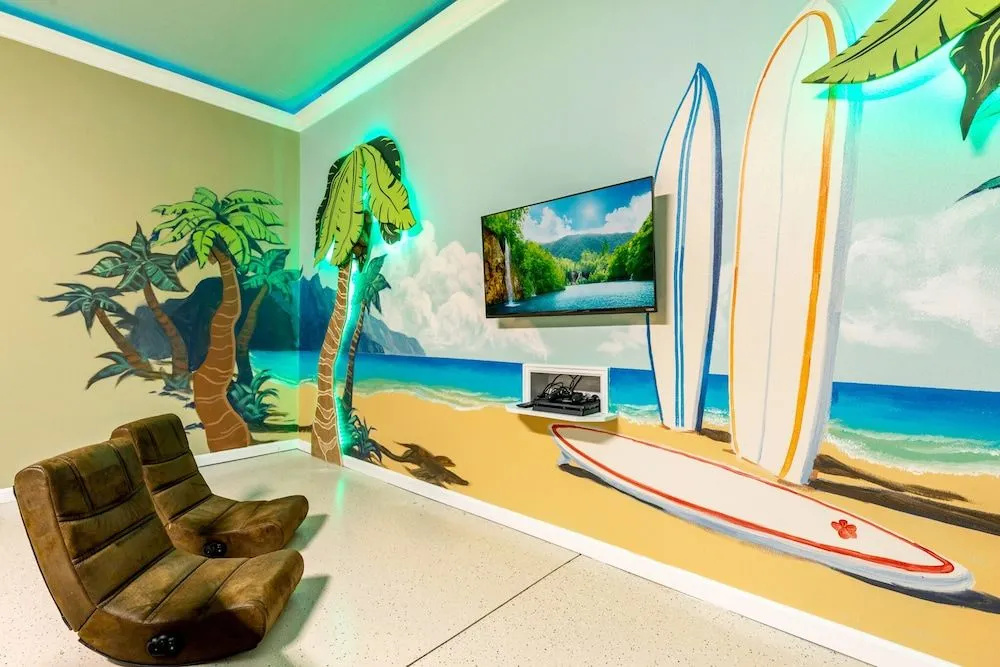 Lake Views, Private Pool & Spa, Games Room..