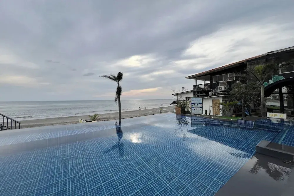 Funtasea Hotel and Beach Resort