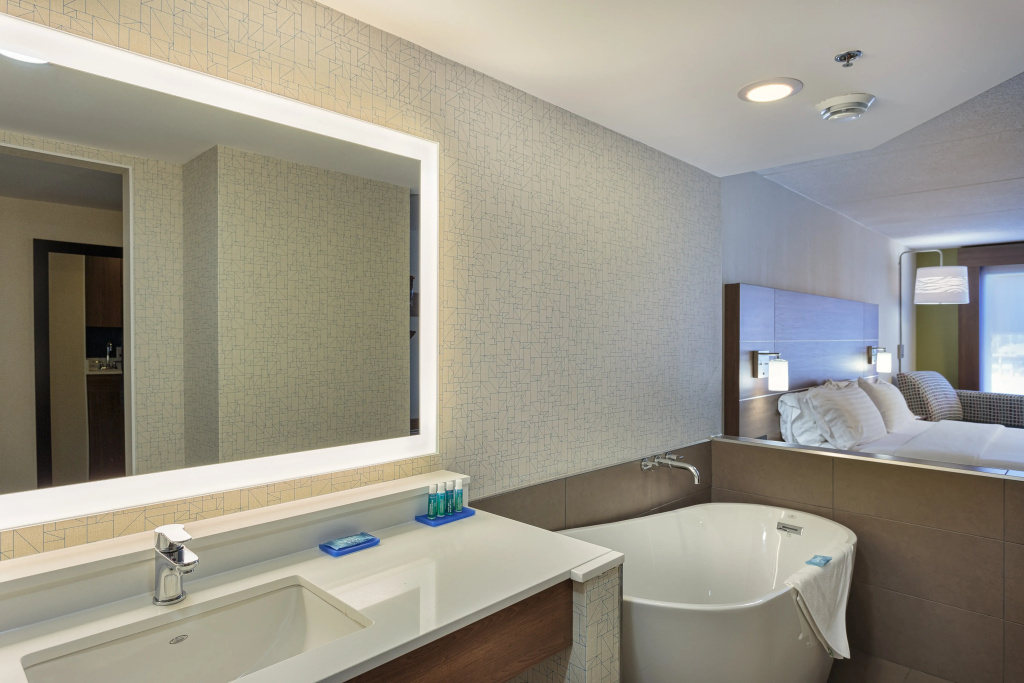 Holiday Inn Express & Suites Belleville by IHG - Général