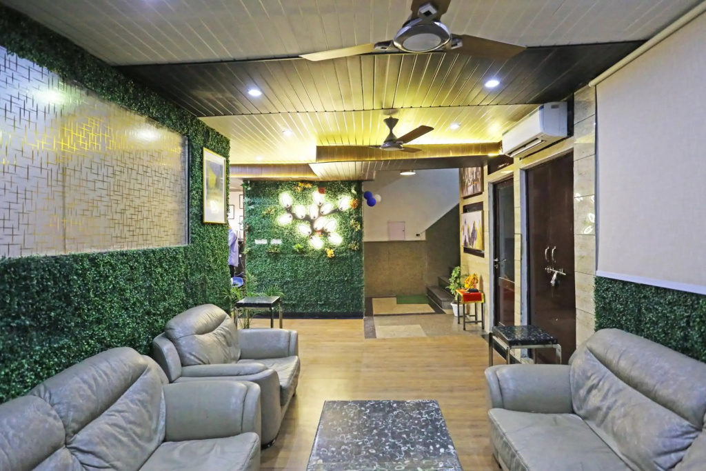 Hotel Shanti Stay Suites Near Delhi Airport