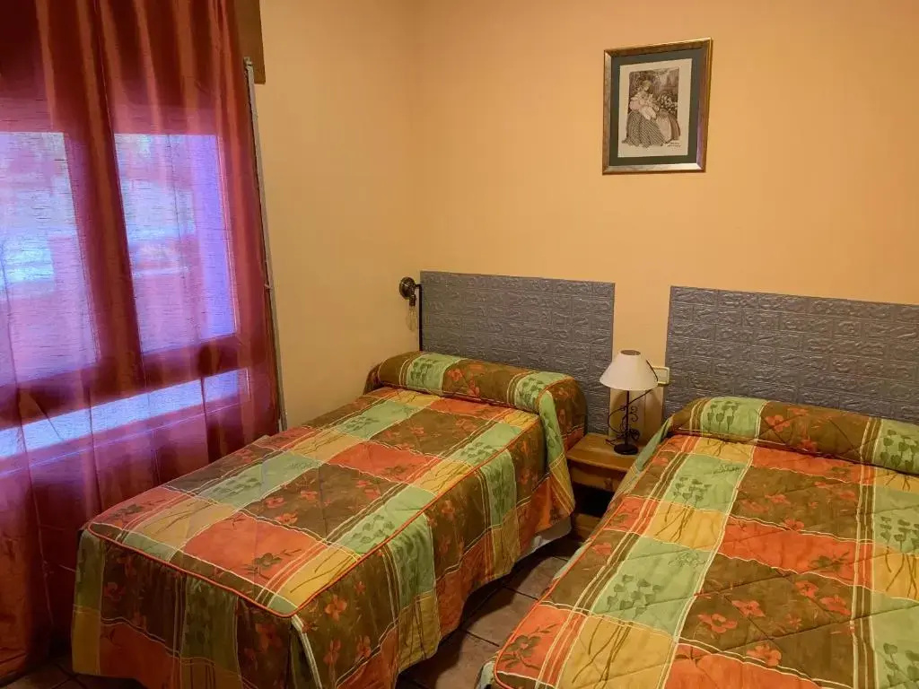 Standard Double room (twin beds)