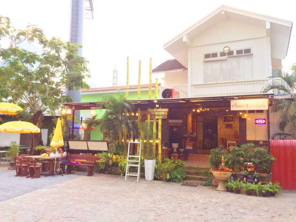 FIRST 1 Boutique House at Sukhumvit 1