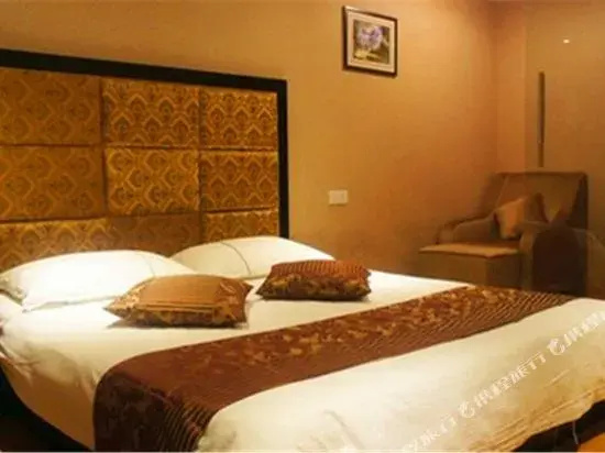 Tiyu Theme Hotel