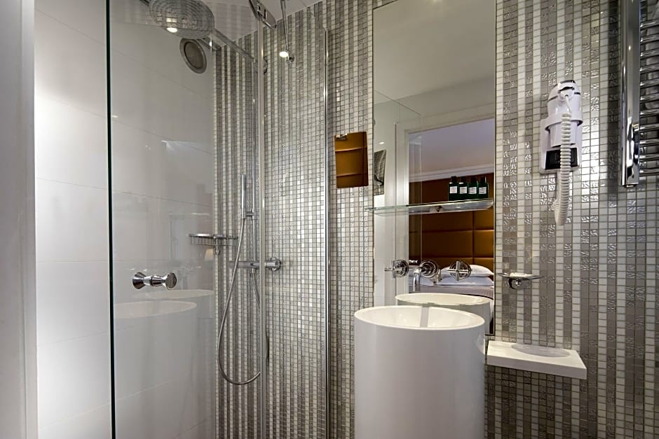Hotel R de Paris 49