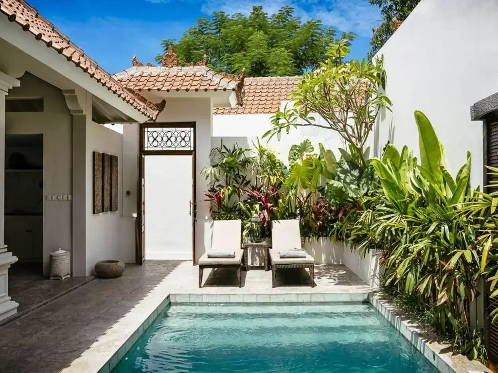 2 Bedrooms Villa