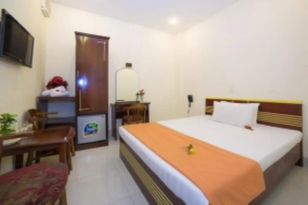 Standard Double room (full double bed)