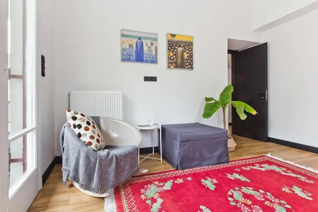 110m² art & tech flat, perfect for digital nomads