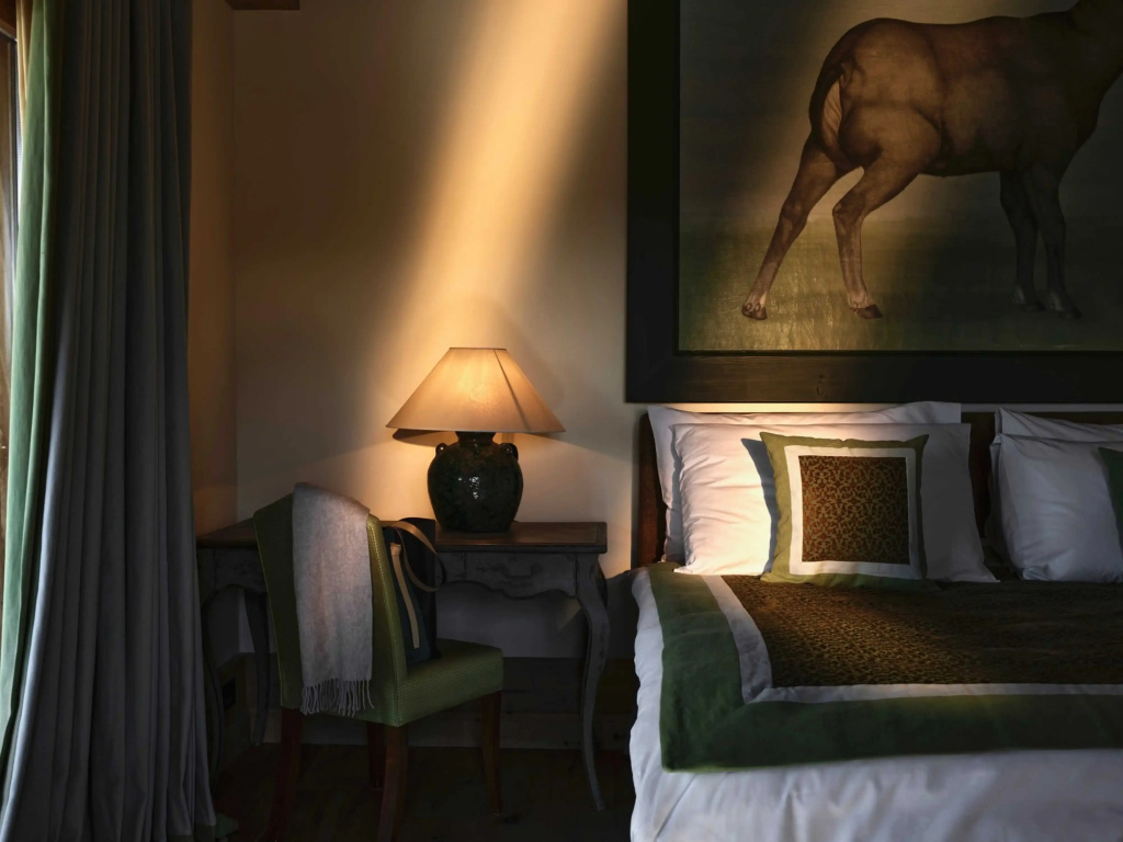 Superior room