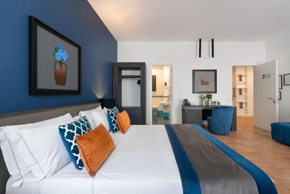1 Bedroom Deluxe Quadruple room with courtyard view
