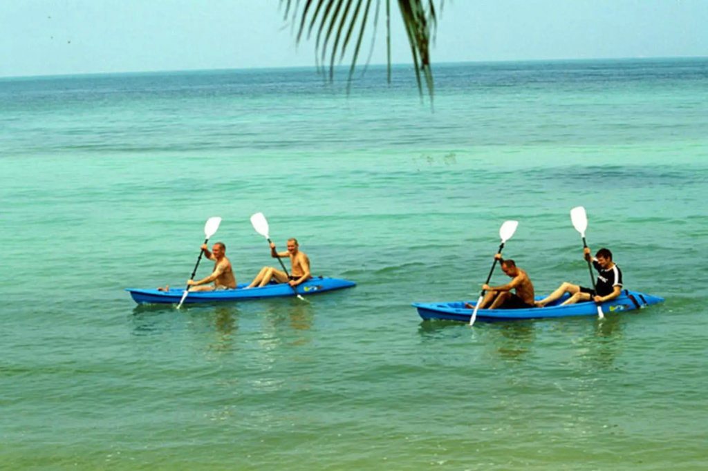 Salad Beach Resort - Général