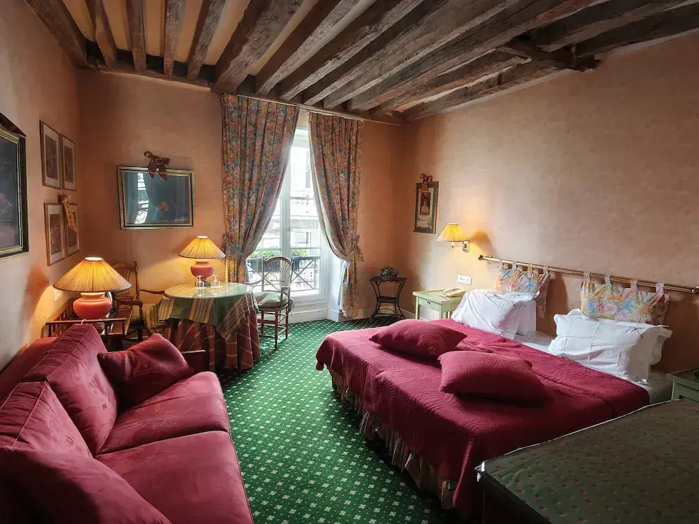 Deluxe room