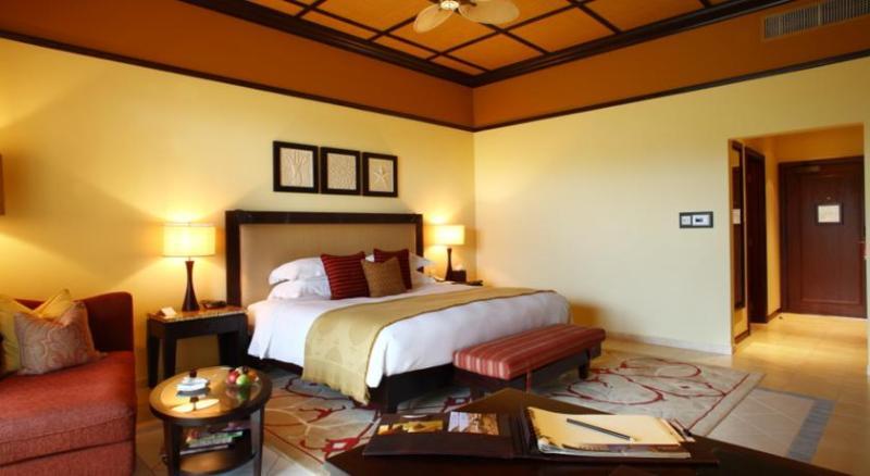Anantara Desert Islands Resort & Spa