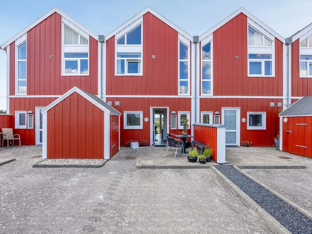 4 Star Holiday Home in Lokken