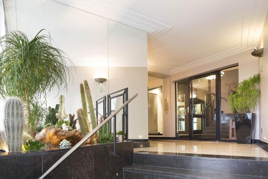 Montmartre Residence 67