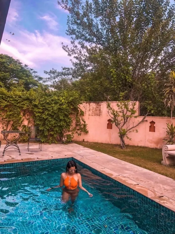 Pool