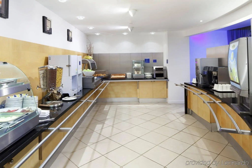 Holiday Inn Express Cambridge by IHG - Général