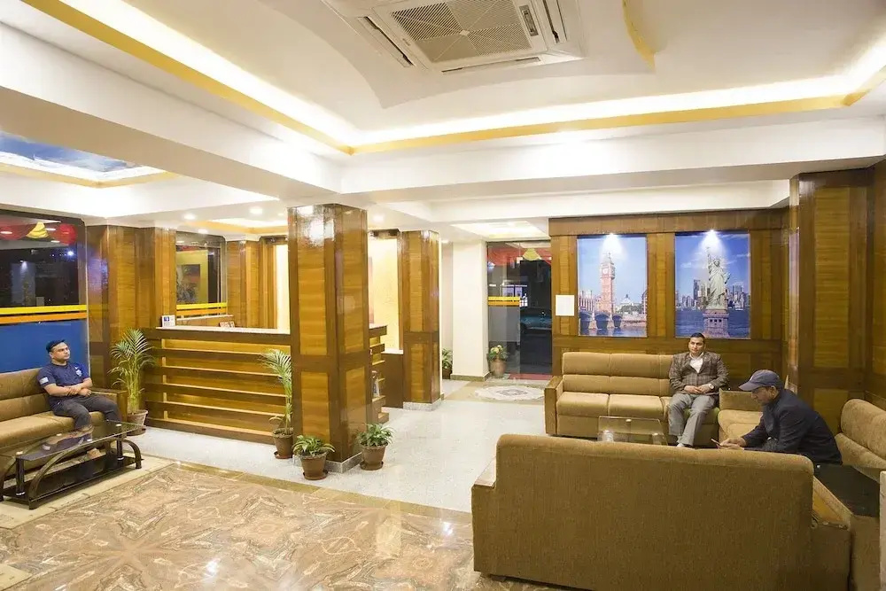 Lobby & Reception