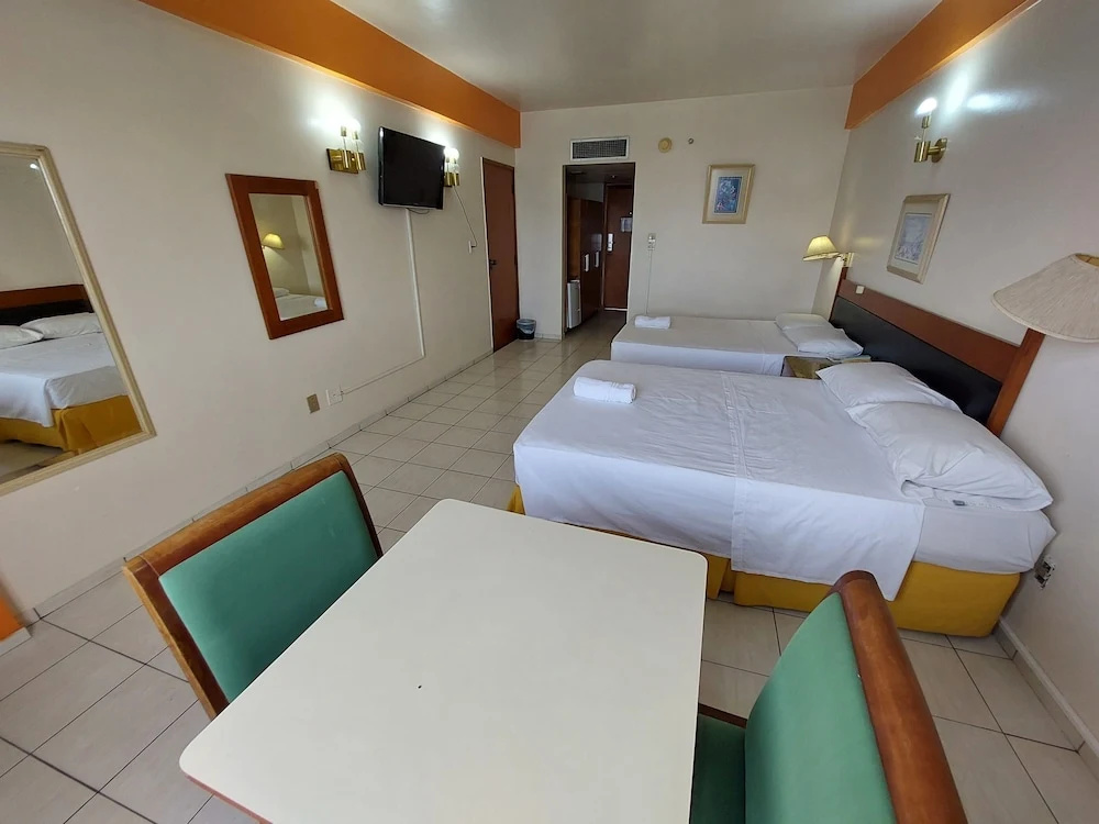 GoldMen Business Manaus - Chambres