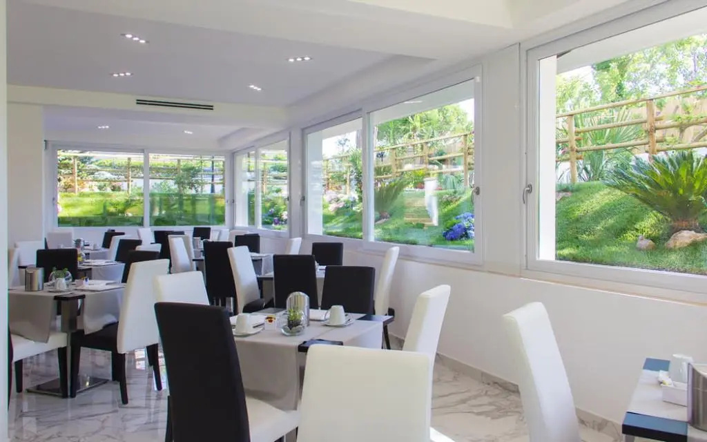 Chiara Villa Hotel Terracina, Рівʼєра ді Улісс, Італія мініатюра 25