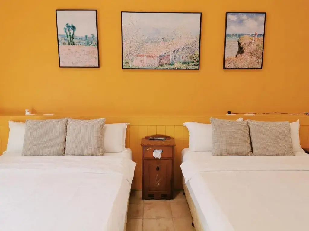 Standard Quadruple room