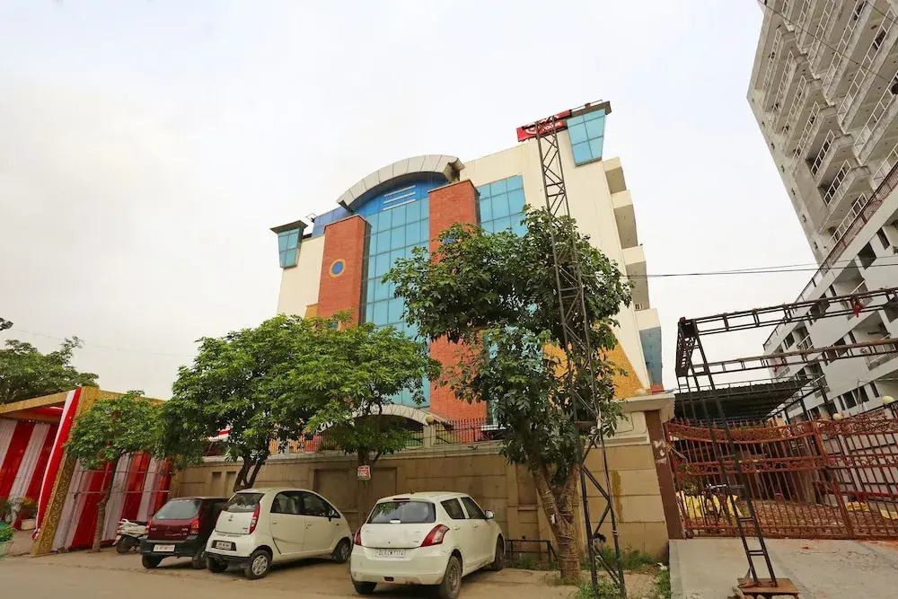 Capital O 1299 Hotel Mukut Regency