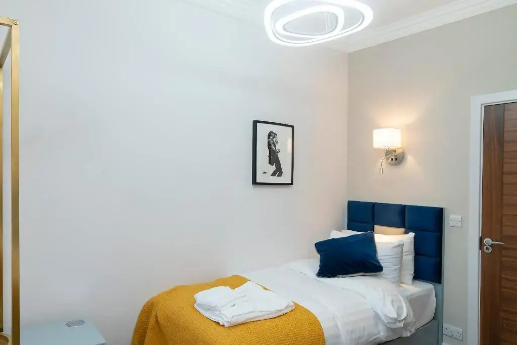 Standard Double room (twin beds)