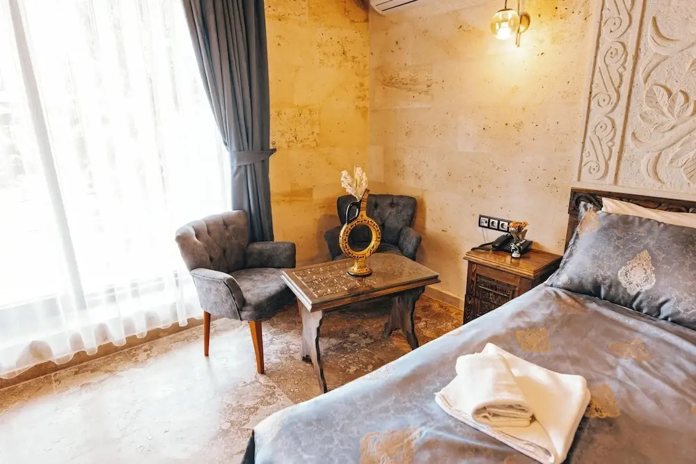 Comfort room
