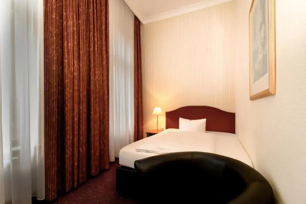 AKZENT Hotel Am Goldenen Strauss - Chambres
