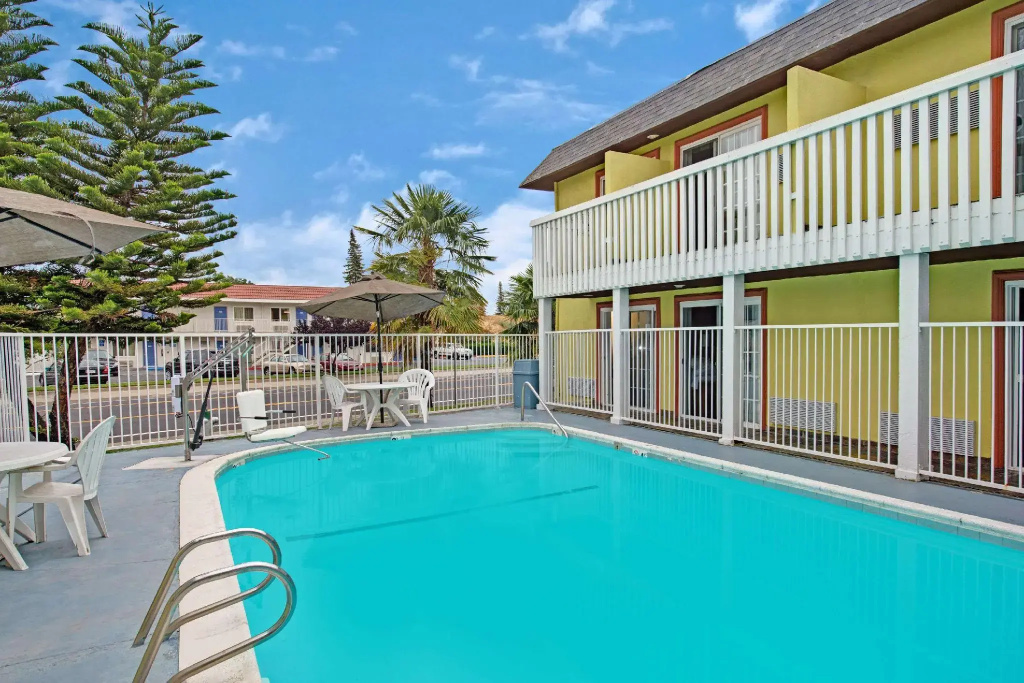 Quality Inn & Suites Sacramento Downtown Area - Chambres