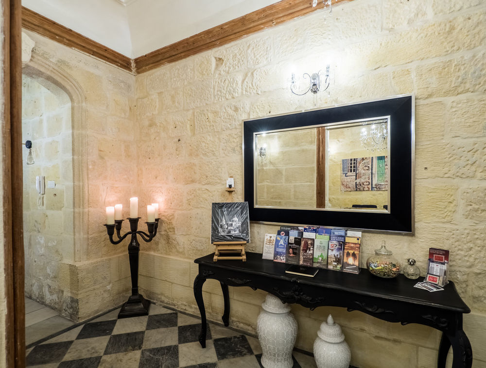 Julesys BnB — 2