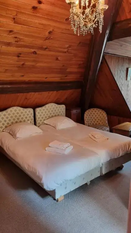 Logis Hotel De La Poste - Chambres