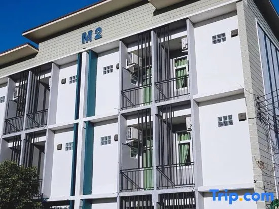 M2 Apartment by Khun Mai Baan Suan
