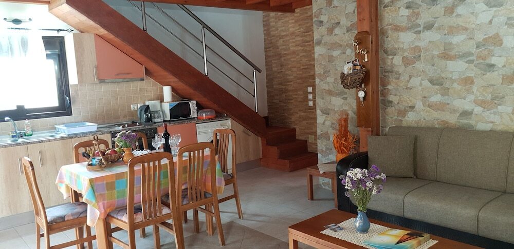 Stergios Villa 3 *