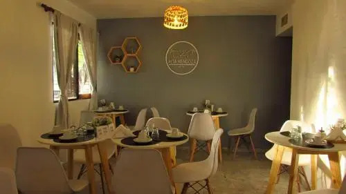 gallery_image_hidden_9