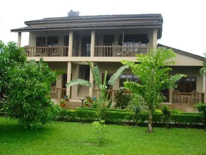 Unique Wild Resort