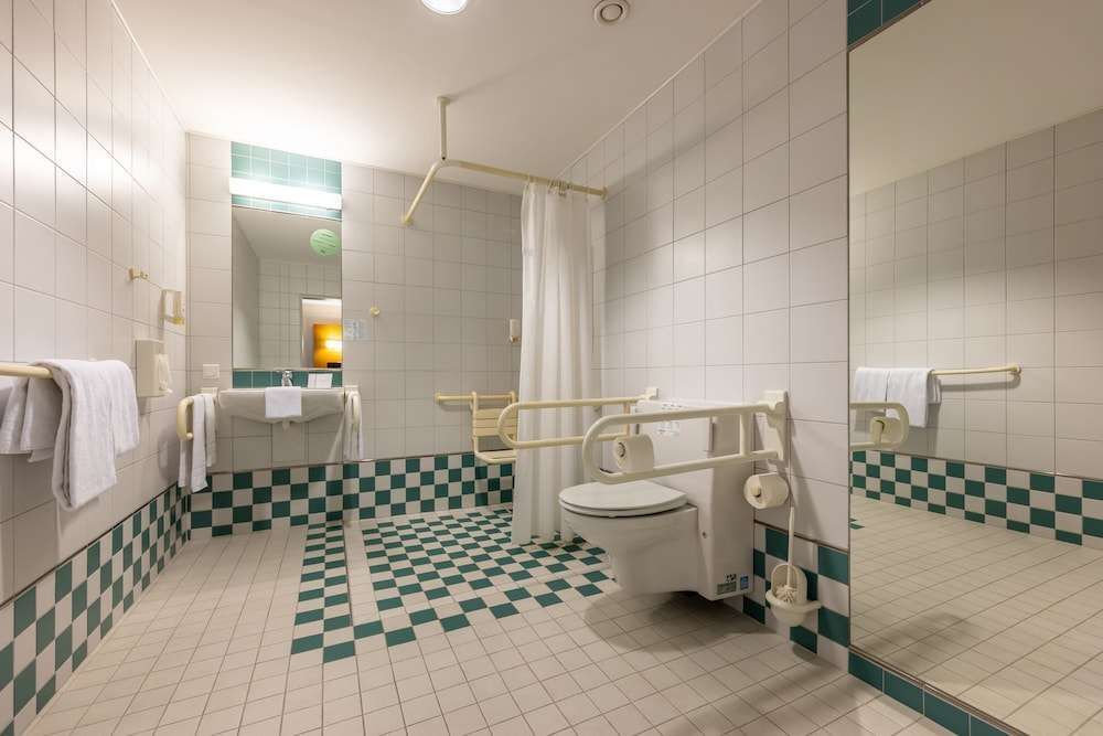 Image 7
