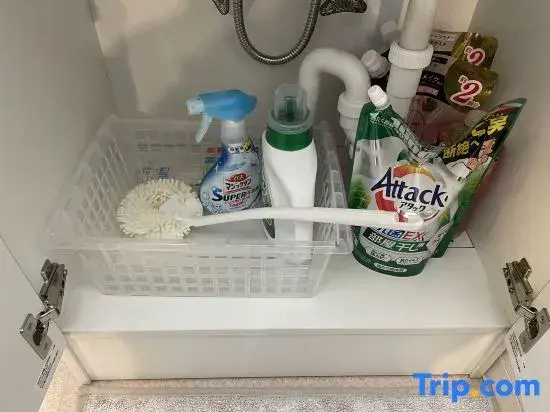 Food & Beverage
