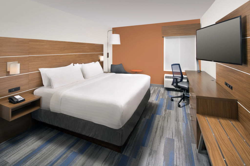 Holiday Inn Express & Suites College Park-University Area by IHG