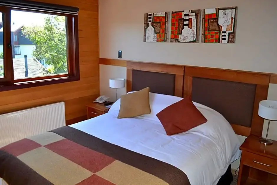 Puerto Chico Hotel - Chambres