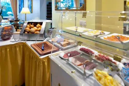 Hotel photo 11