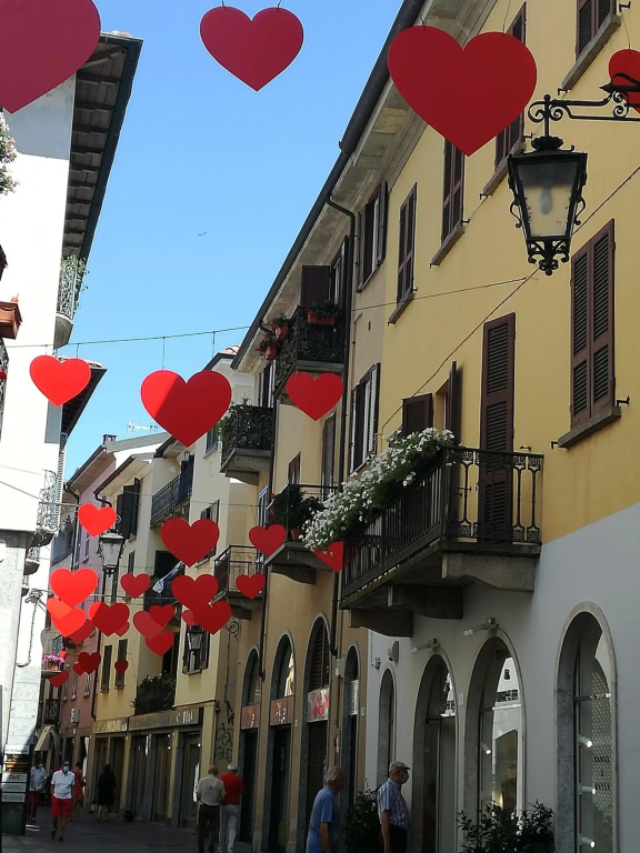 Suite 51 Lago Maggiore Appartamento con balcone a 50 mt dal lago Adults only