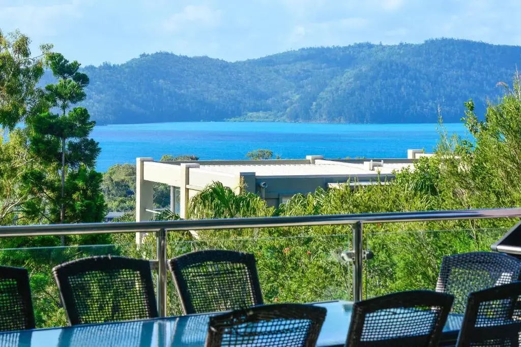 Pinnacle Apartments Hamilton Island