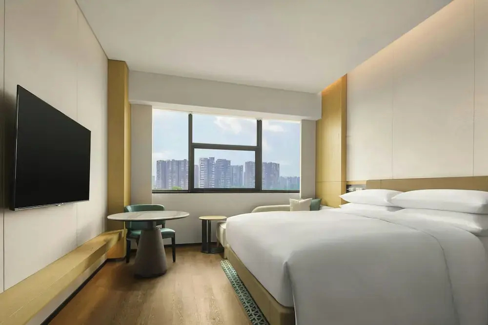 Standard Double room with garden view (full double bed)