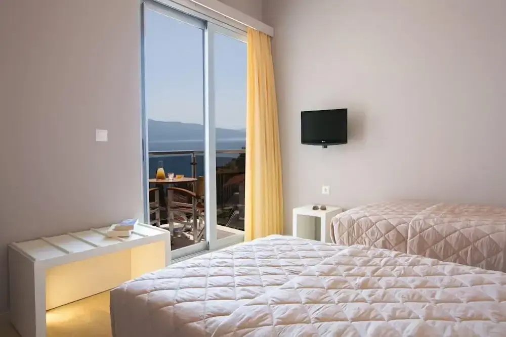 Family Apartment with sea view