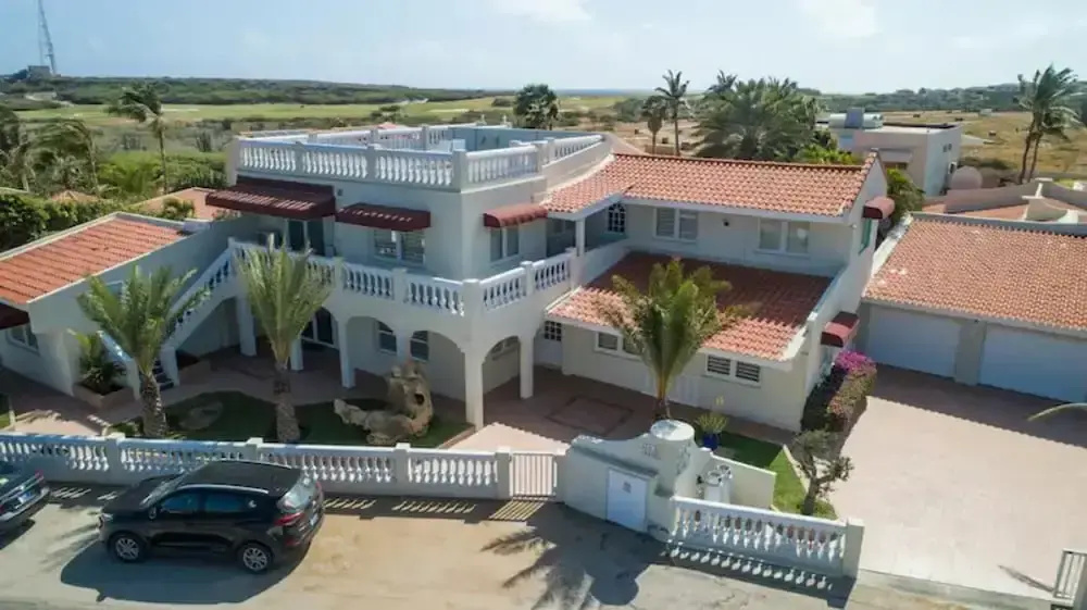 1 MIN Walk 2 Arashi Beach Suite w Roofdeck Pool