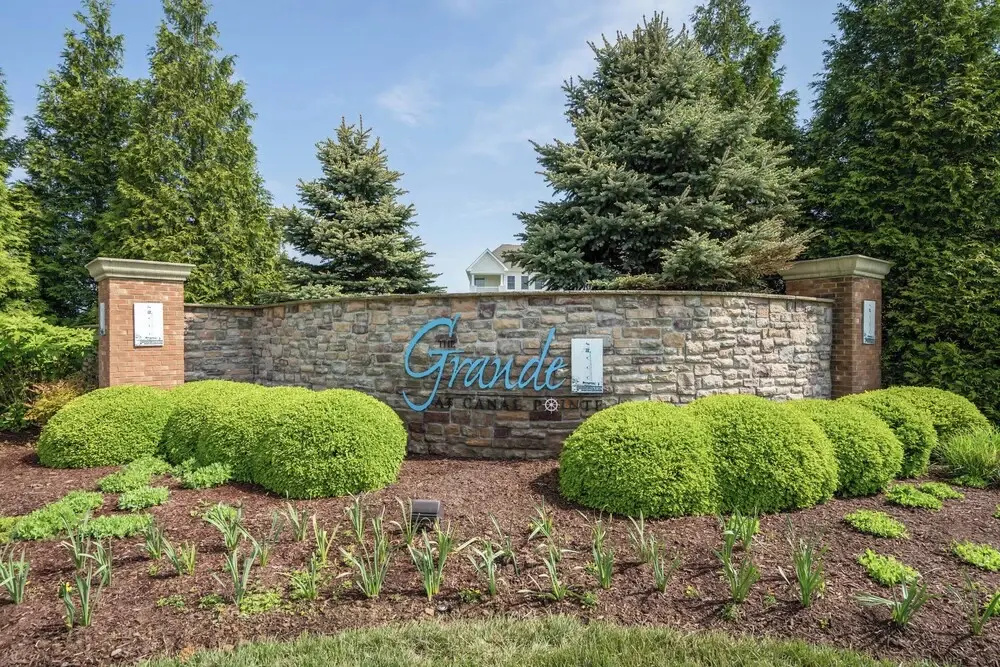 Grande at Canal Pointe A Coastal Getaway