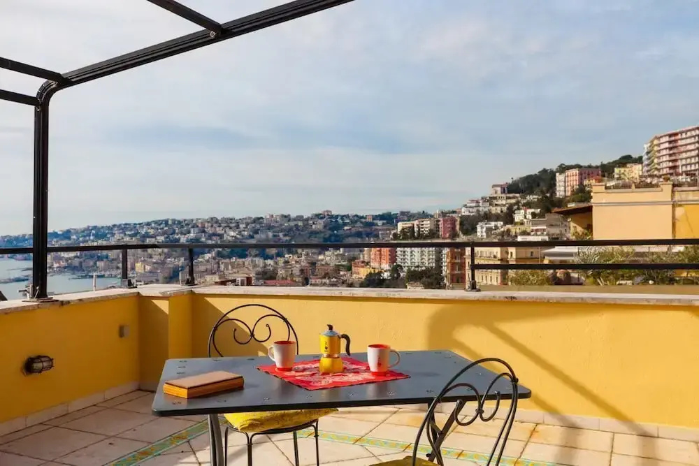 Bright Rooftop by Napoliapartments